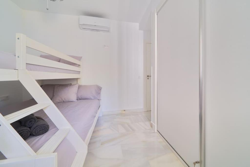מארבלה Superbe Appartement Avec Jaccuzi מראה חיצוני תמונה