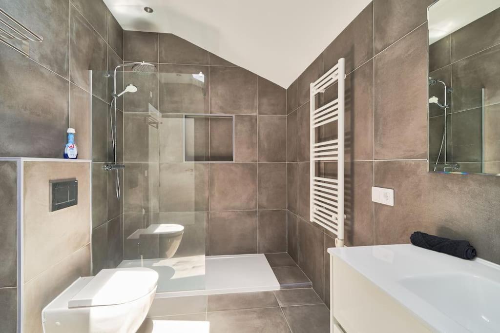 מארבלה Superbe Appartement Avec Jaccuzi מראה חיצוני תמונה