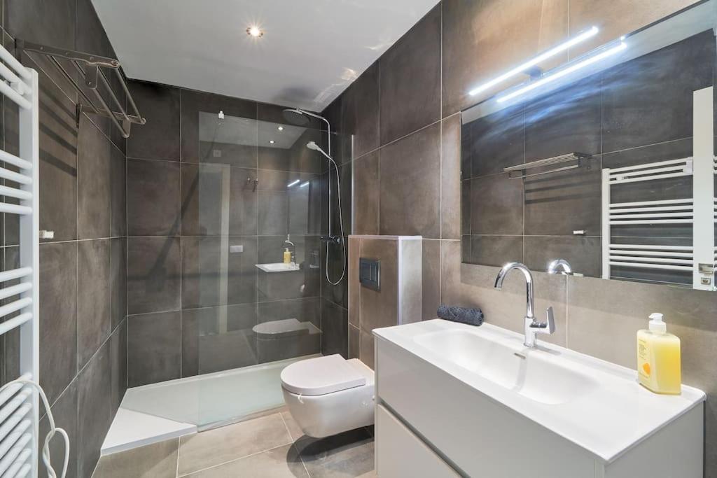 מארבלה Superbe Appartement Avec Jaccuzi מראה חיצוני תמונה