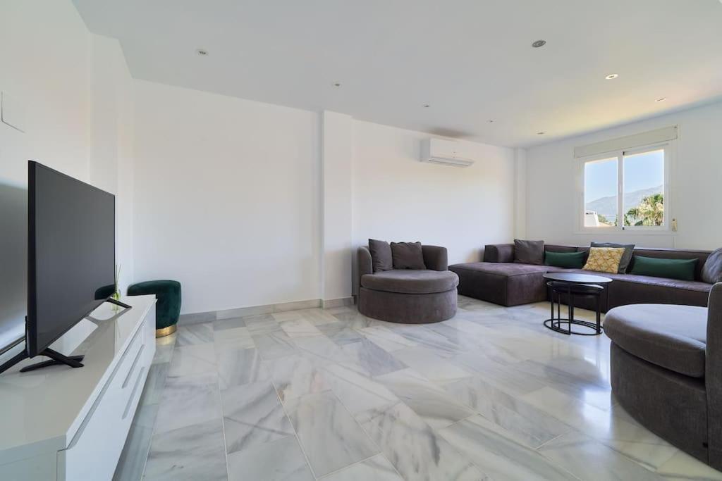 מארבלה Superbe Appartement Avec Jaccuzi מראה חיצוני תמונה